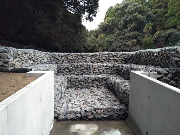 12.ふとんかご4段目完了